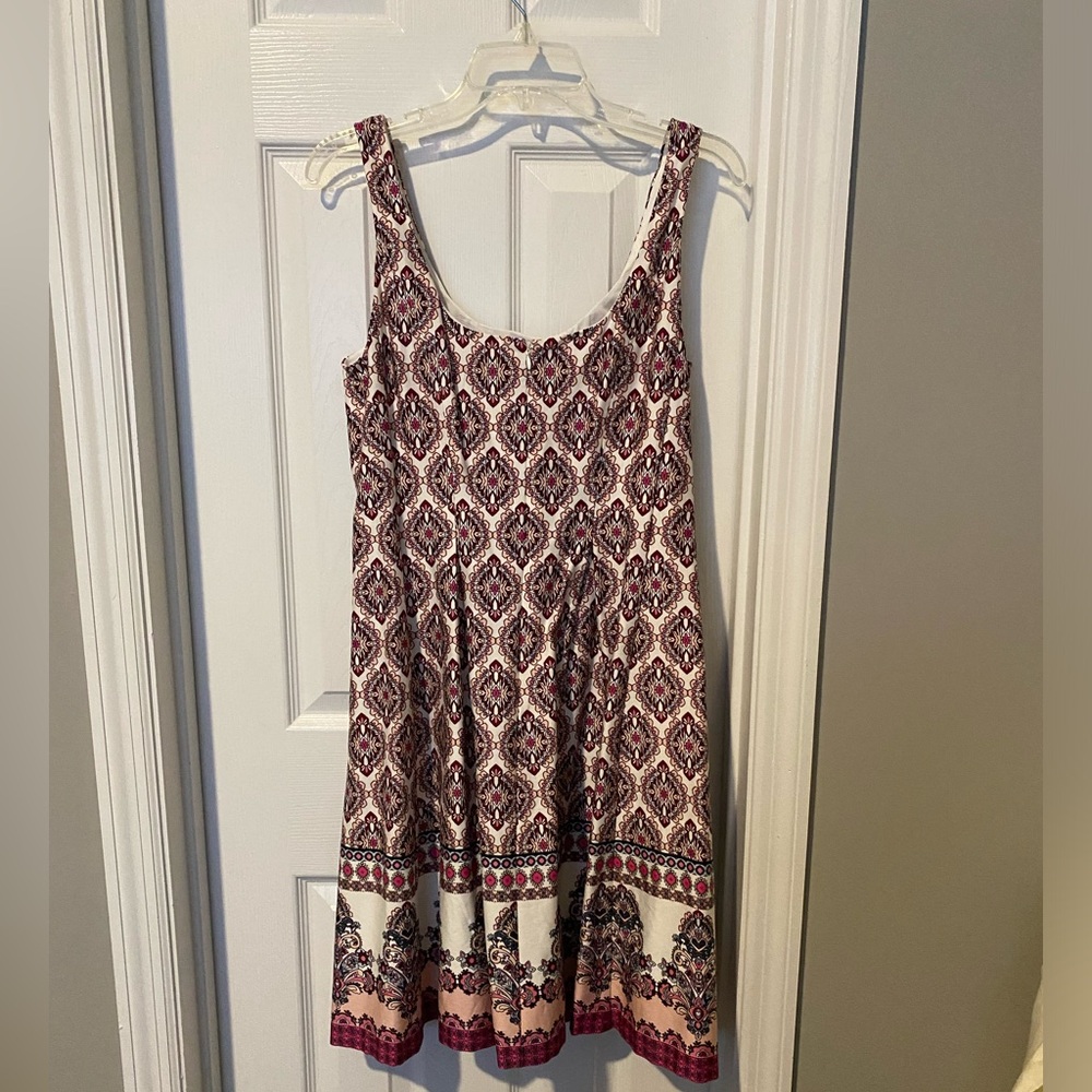 Sleeveless dress women’s